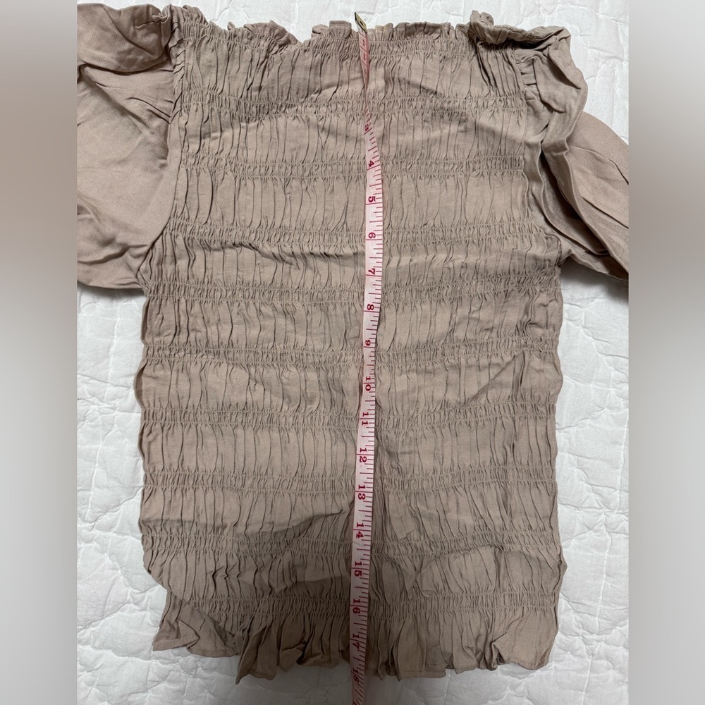Cistar New York Light Beige Top is size Small - Picture 7 of 7